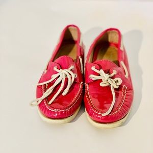 Pre -loved Excellent condition Sperry  pink shoes